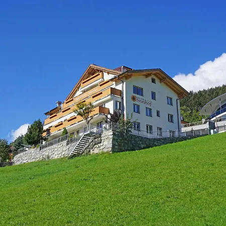 Ladis-4 *